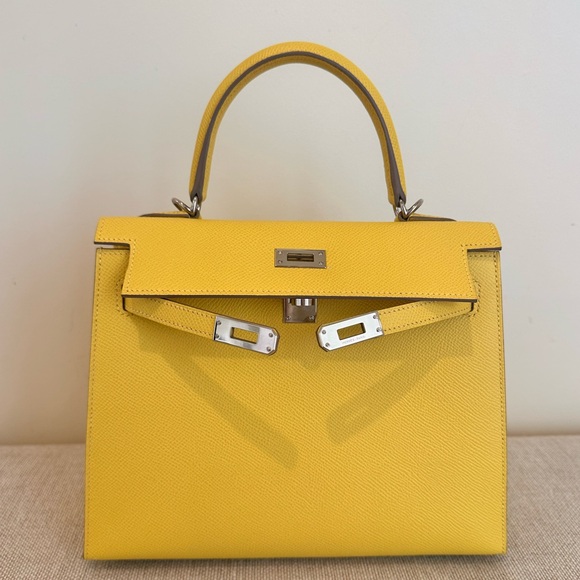Hermes Kelly 25 in epsom leather. Lime color with palladium hardware. - Picture 3 of 4